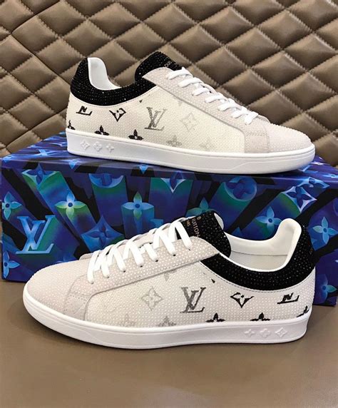 louis vuitton men's casual sneakers.